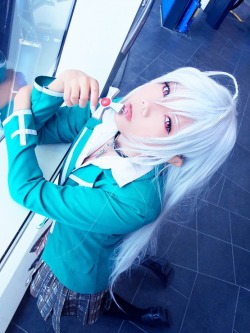 vandariwuuuuutcosplay:  Character: Akashiya Moka Anime/Manga series: Rosario+Vampire CN: Inushio 