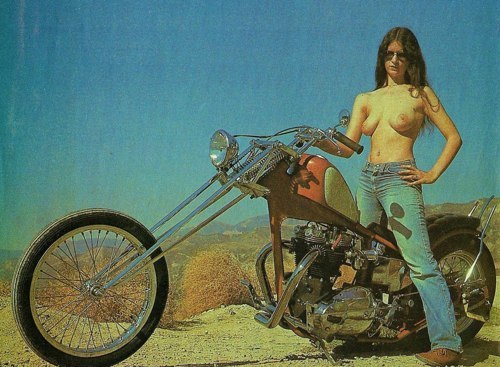 http://nudevintage.tumblr.com/post/22864179215