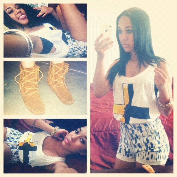 fashionistasrus:  http://moreaboutjaz.tumblr.com Follow FashionistasRus NOW!! 