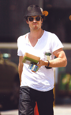 thevampirediaries:Ian Somerhalder picking up lunch at Whole Foods in West Hollywood (May 10, 2012)