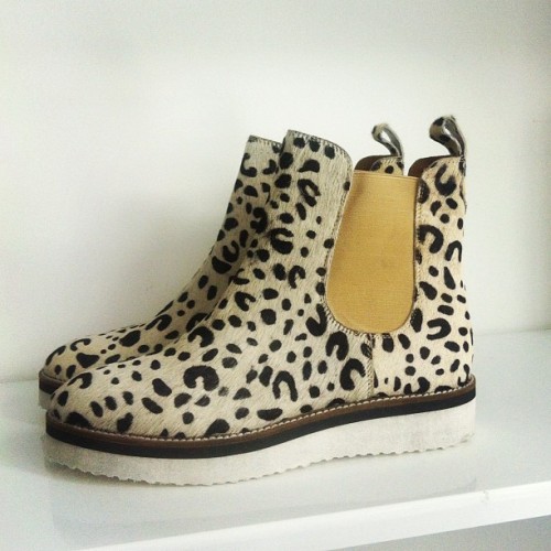 evachen212:cool shoes I spotted (har, har) @asos’ showroom 
