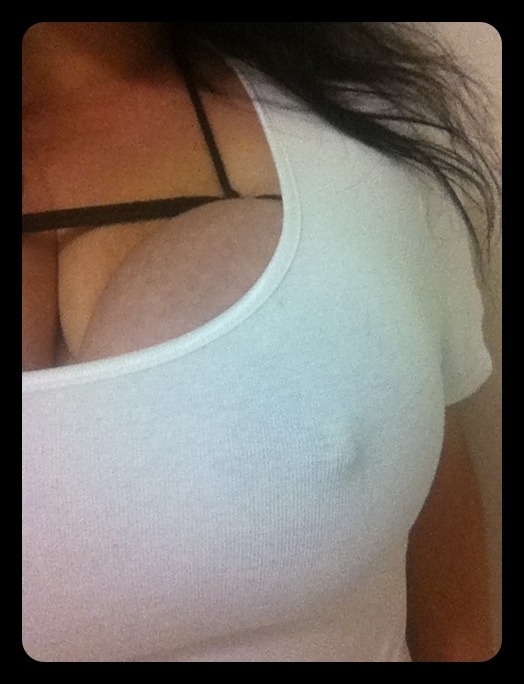 suckerloveisheavensent:  Rounded purple flesh peekingâ€¦  Oh, lady, you are blowing
