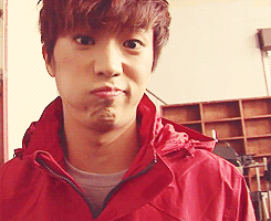 taecho-blog-deactivated20180505:  Jang Wooyoung’s epic faces 