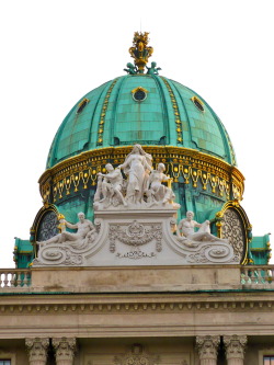 taylorsoul: vuittton:  vertical/luxury blog run by a guy  Xxo  Michaelertrakt, Hofburg, Wien