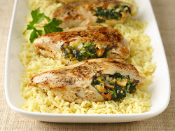 ilufood:  Spinach Stuffed Chicken Breasts  