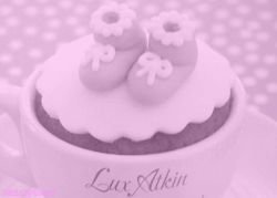 thebabyluxers:  Happy Birthday Baby Lux! OMG Our adorable baby is growing so fast, today celebrates its first year, i can’t believe it! ♥