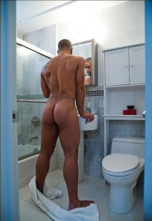 daddyhexxx:  DAMMIT…. LET ME CREEP UP ON THAT PUSSY AND FUCK THE SHIT OUT IT