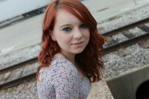 thegirlsofmydreams:  What Was Once Mine. by ~LuluLux-Pain 