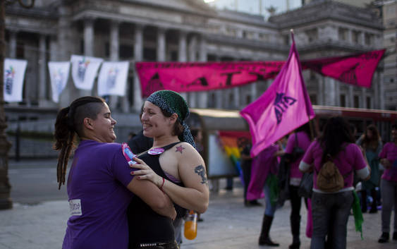 sugaryumyum:  Argentina: doing it right. After passing a groundbreaking gender identity