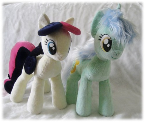 euphoriapony:  plushmakingismagic:  Lyra and Bon Bon plushies. Selling together here   the feels 