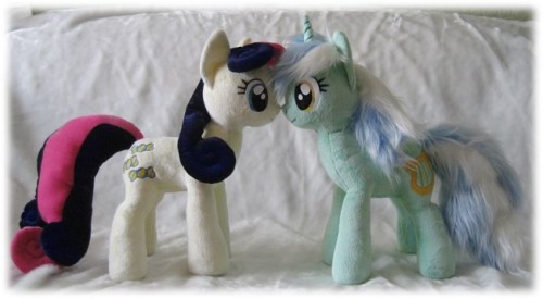 euphoriapony:  plushmakingismagic:  Lyra and Bon Bon plushies. Selling together here   the feels 
