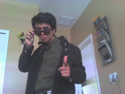 twocheeseburgers:Business Casual.