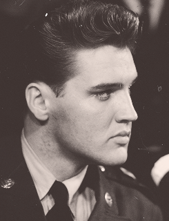 vinceveretts:  March 3, 1960. Elvis holds a press conference in Fort Dix, New Jersey.