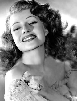 anantoinetteaffair:  Rita Hayworth. 