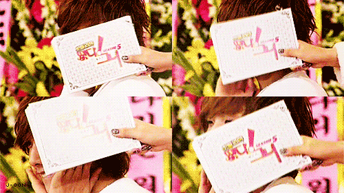 tonight-we-deserve-to-live-young:  He’s too adorable , OVARIES EXPLODED 