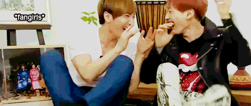 tonight-we-deserve-to-live-young:  He’s too adorable , OVARIES EXPLODED 