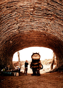 fuckyeahbehindthescenes:  Maurice Sendak sought out Spike Jonze personally to direct the movie. Where the Wild Things Are (2009)