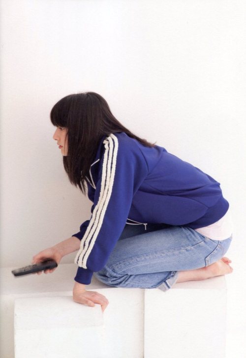 kawaii-sexy-love: Akari Hayami 早見あかり suyhnc:  FREECELL 特別号 5  早見あかり 「 フィッティングルーム 」 ／ 撮影=早見あかり（リ