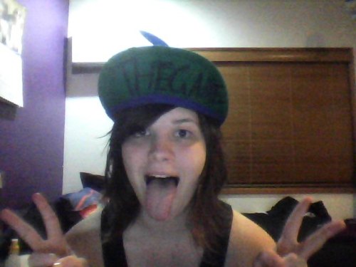 ninjatandtolerance:  rachaelgauntlet:  SUNDAY NIGHT FUN TIMES!  -envies hat collection- Such sexy fr