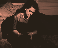 yellyhaim:  Kristen Stewart | Elle US BTS, June 2012 (x) 