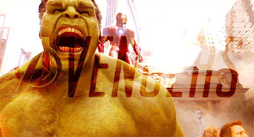 ♣ 29/100 pictures of the cast of The Avengers.  