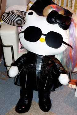 terrysdiary:  Gaga Hello Kitty Doll. 