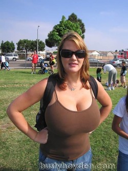 titsintops:  Soccer mom Hayden nice tops,mmm,xxxxx.