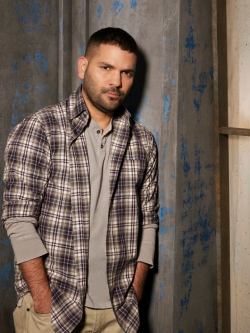 scandalmoments:   Guillermo Diaz stars as