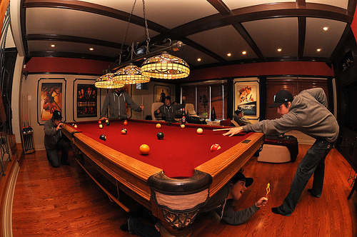3nding-infinity:that man under the pool table