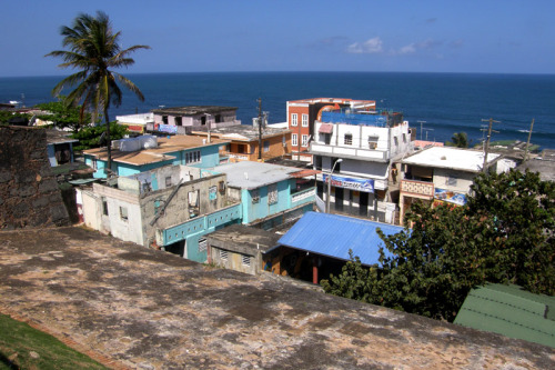 (via enter here at your peril, a photo from Puerto Rico, Other | TrekEarth)San Juan, Puerto Rico