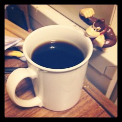 evilralphwiggum:  Donkey Kong loves the smell of coffee in the morning. http://instagr.am/p/KppMFVIaDy/ 