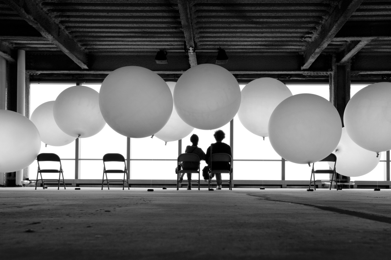 jameschororos:  No. 174 | Stillspotting | NYCThe two silhouettes you see holding