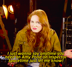 sillymuggles-blog:  Karen Gillan Talks Inspector Spacetime! (x)   Whoa. Yes Community,