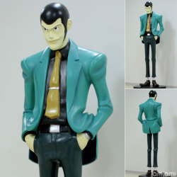 bosimba:  ITS LIFE SIZED????? OH MY GOD  its only 񙛜 cmon guys lets start a kickstarter to get lifesize lupin