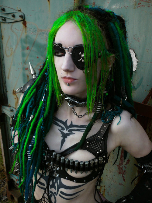 savingthrowvssexy:  Wasteland Royalty by ~IztaJupiter adult photos