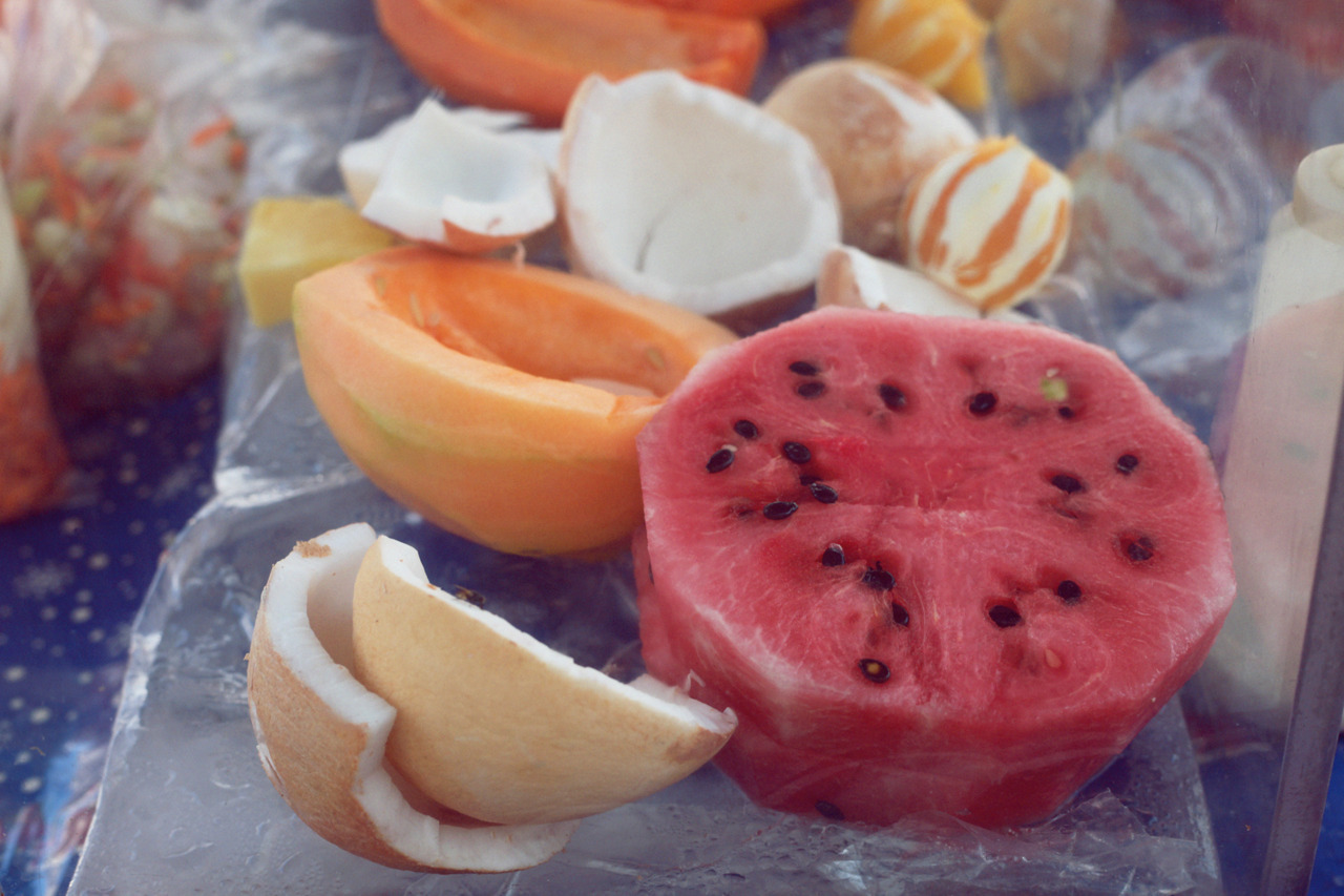 hawaiiancoconut:  Fruit stand, Puerto Vallarta.  