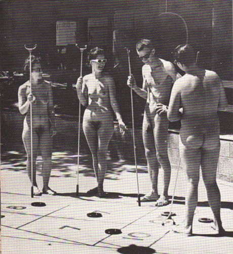 http://nudevintage.tumblr.com/post/23294373232