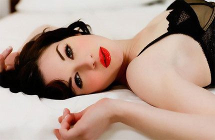 societyofsex:  nottyboi:  ahappyhousewife:  voyeurgasm:  Those eyes.  Mmm hmm!!  Reblogged via Stumblr Stoya… 
