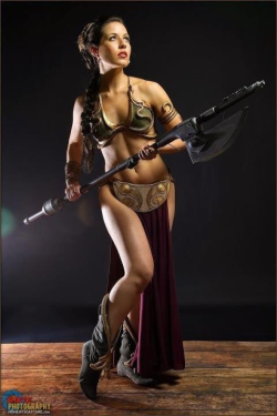 dbsw:  Slave Leia // by Scruffy Rebel Once again, Victoria shows us why she’s one of the best. Photo by Britt Diets. 