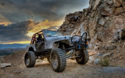 proceedwithspeed:  Pic COP posted.  Another HDR Jeep 