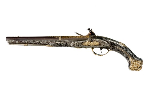 lostsplendor: Turkish Flintlock Pistol, circa 1800 (via Peter Finer)