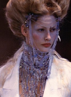 somethingvain:Givenchy Haute Couture F/W 1998 by Alexander McQueen, Kirsty Hume