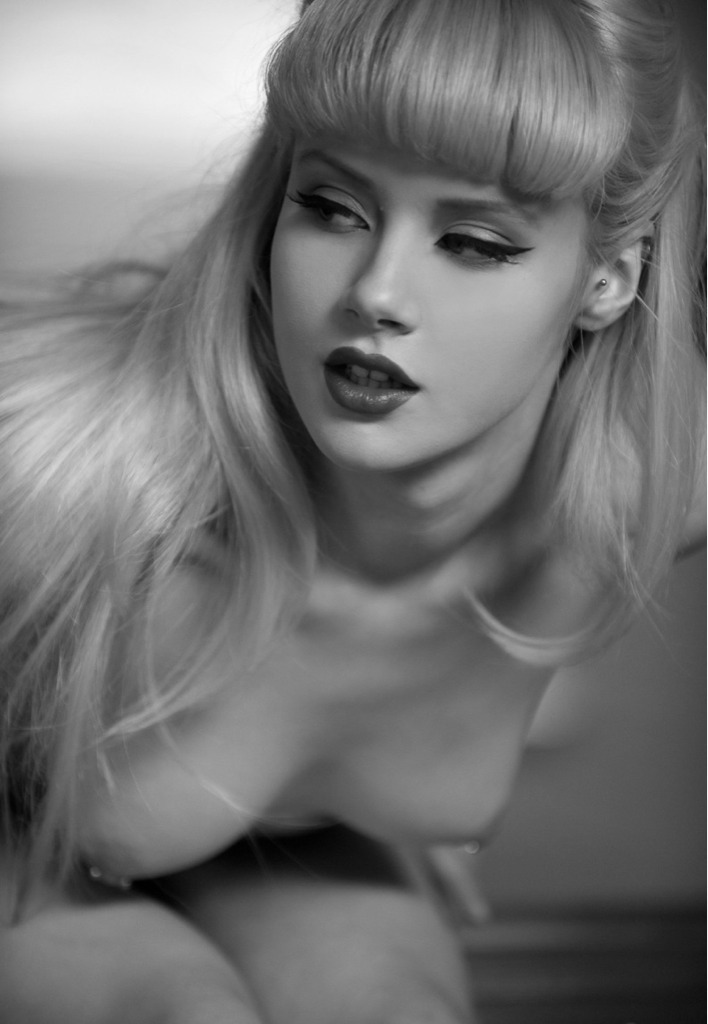 iamwhollyowned:  divinepics:  ♥   Owned 