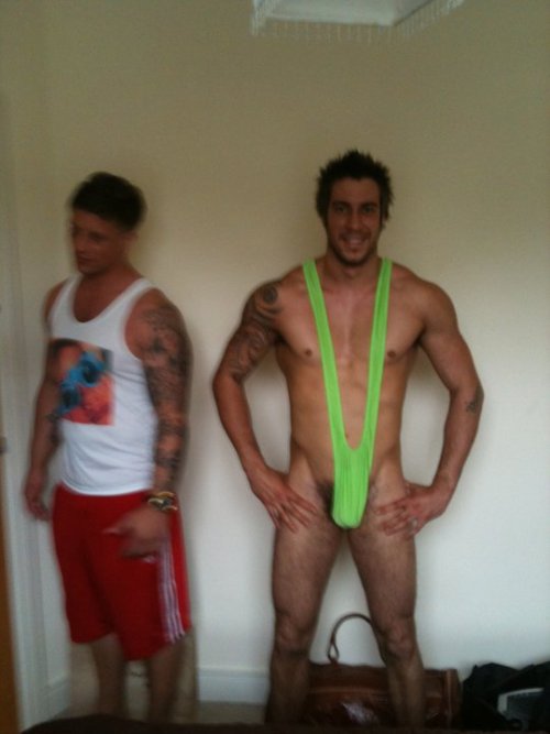 bromofratguy:  nice and hairy under that thing 