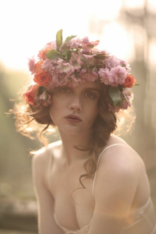 A garden of glamour: Holly by Natalie J. Watts for Vecu Spring 2011 via Fashion Gone Rogue.