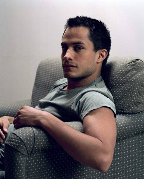 simplyirresistiblemen: Gael Garcia Bernal.