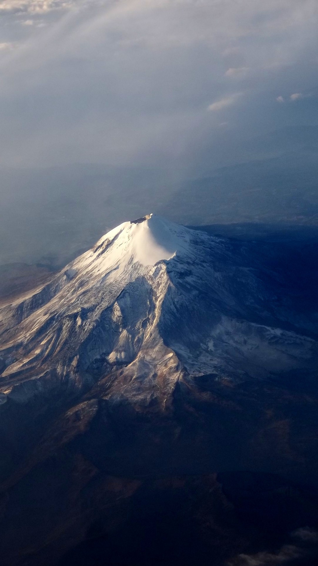 pabloetavera:  Pico de Orizaba!  the highest mountain in México/ La montaña mas