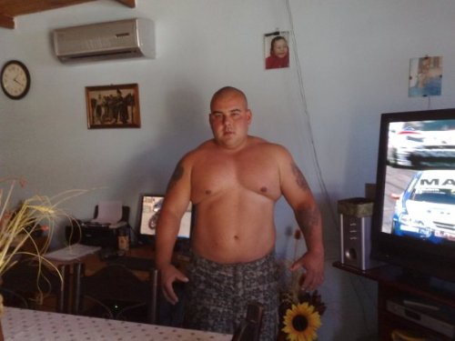 alwayshornybear:  thepropermen:  real man number 1  what a beauty!