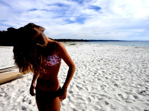 ⚓ Summer blog, follow (;⚓ I follow back similars tannedbeachbabes.tumblr.comDon’t forget to fo