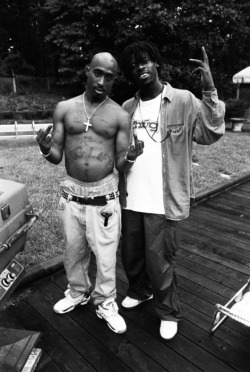  Chief Keef’s dad and Tupac 